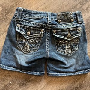 Miss Me Womens cross embellished Signature shorts - size 25